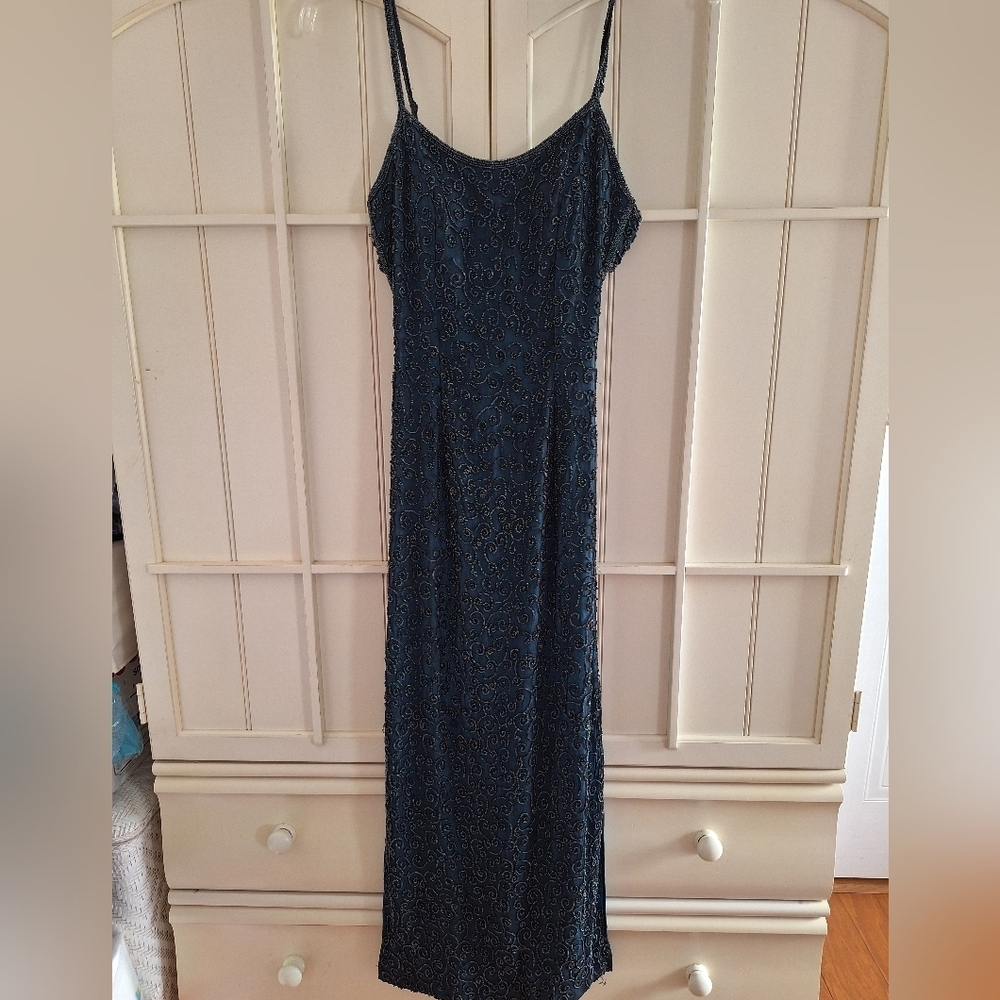 Elegant Blue Patterned Maxi Dress